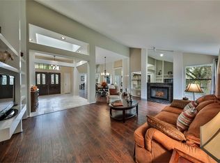 7822 Villa Lake Dr, Houston, TX 77095