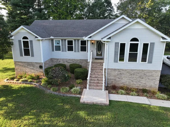 836 Navajo Trl, McMinnville, TN 37110