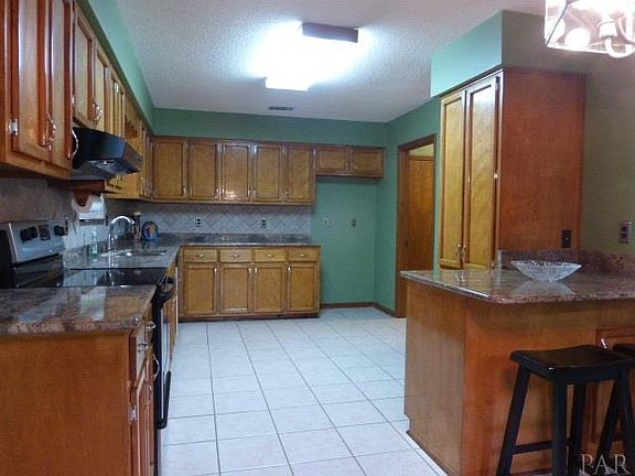 5th image of 836 Fleming Ct
