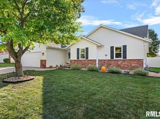 3149 Beaver Creek Ln, Springfield, IL 62712