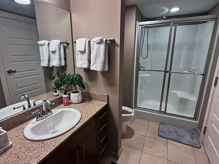 430 S Gay St #402 — Photo 5