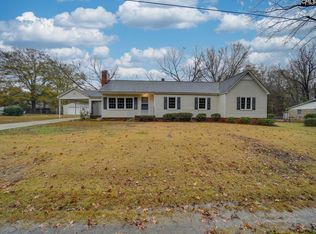 1010 Laurens St, Camden, SC 29020