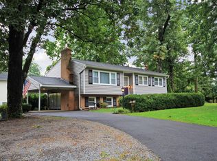 9501 Clarks Crossing Rd, Vienna, VA 22182