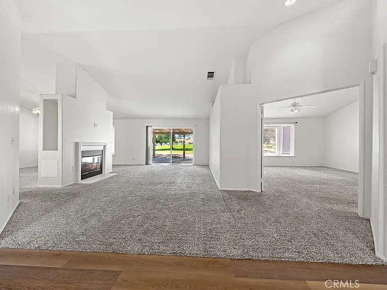2971 Peach Tree St — Photo 5