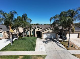 2449 S Lind Ave, Fresno, CA 93725