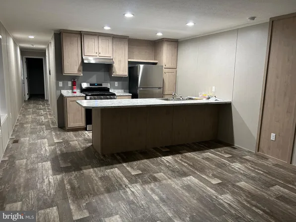 2501 Tilton Rd #321, Egg Harbor Township, NJ 08234