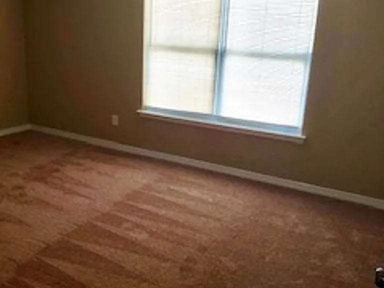 242 Callaway Chase Ln — Photo 12