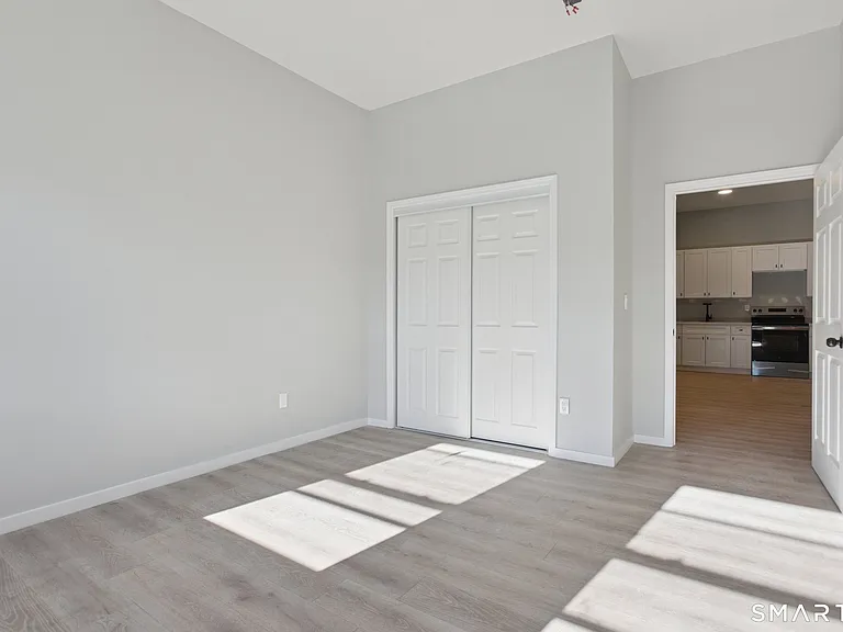 219 Bank St #3 — Photo 20