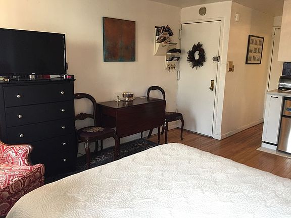 3rd image of 512 E 11th St APT 4C