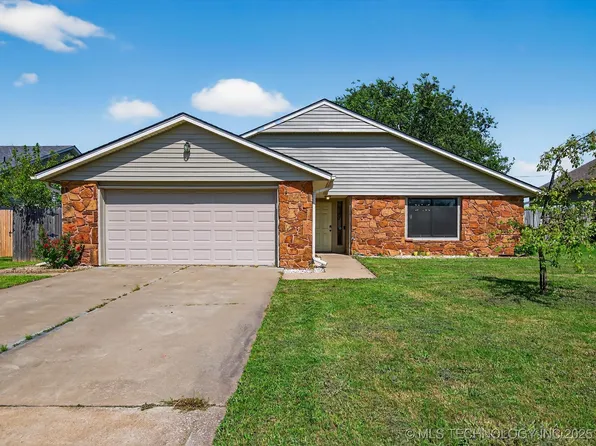 622 N Cummings Ave, Bartlesville, OK 74006
