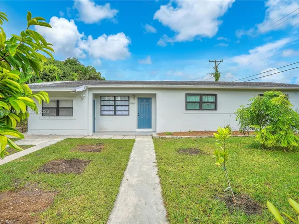15261 SW 299th St, Homestead, FL 33033