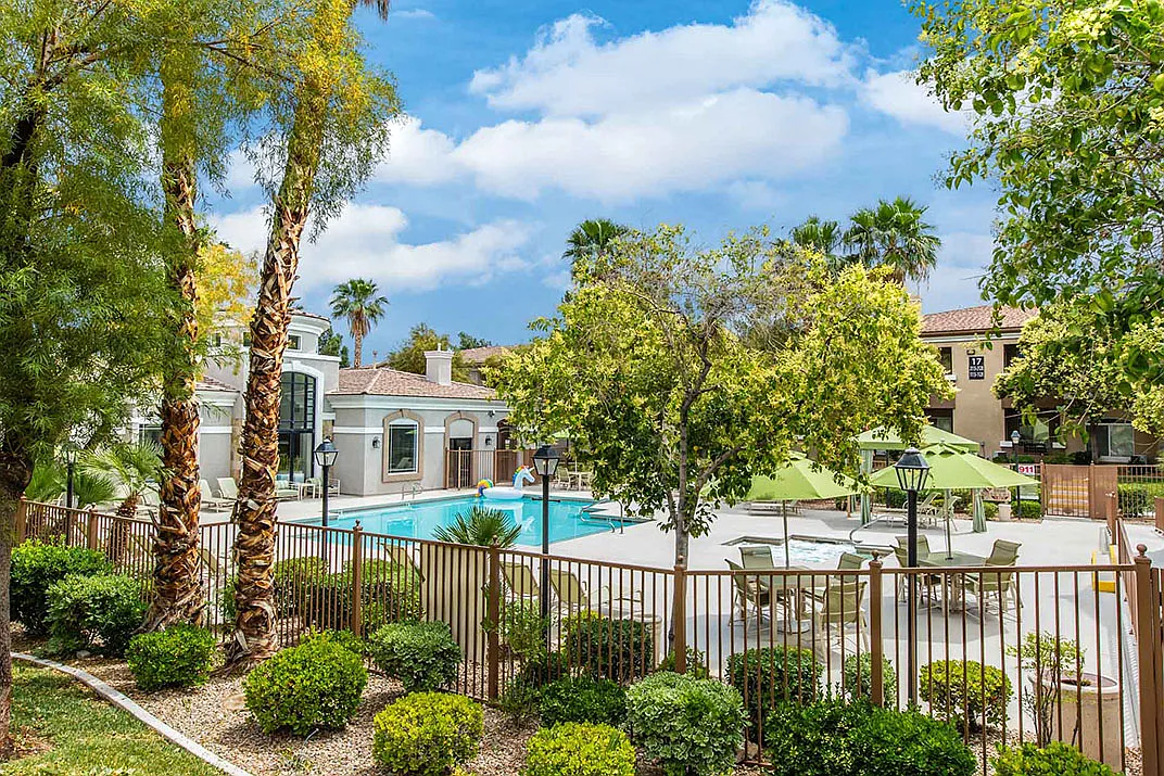THE CLUBS AT RHODES RANCH APARTMENT HOMES — Photo 2