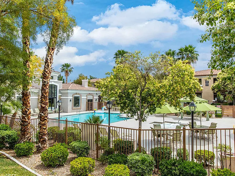 THE CLUBS AT RHODES RANCH APARTMENT HOMES — Photo 2