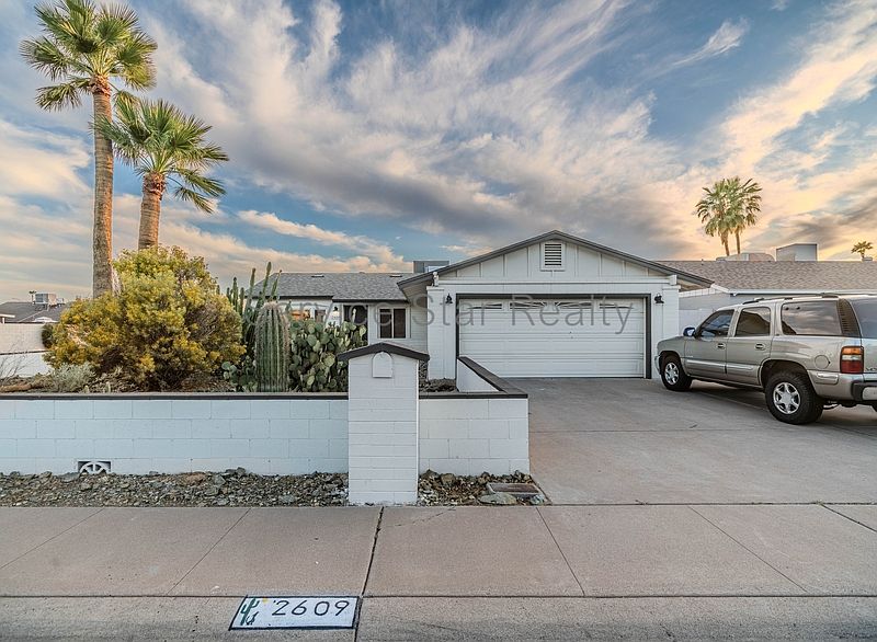 1st image of 2609 E Aster Dr