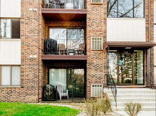 14033 S Laramie Ave #415, Crestwood, IL 60445