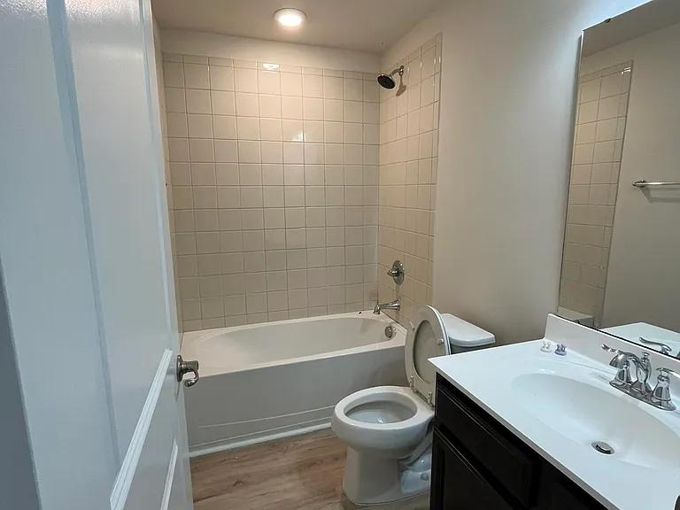 2128 Whitesmith Dr — Photo 30