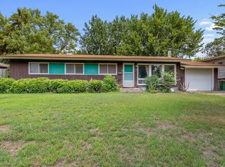2906 Nash Rd, Brooklyn Center, MN 55430
