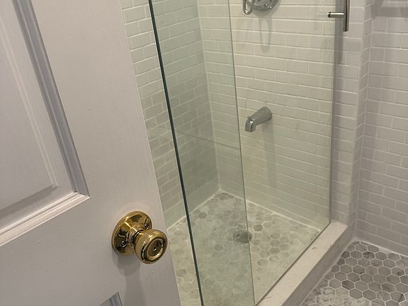 Stall Shower