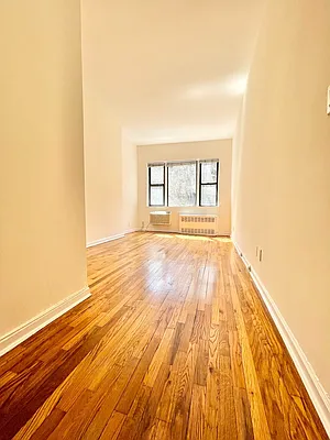 Rented by Corcoran | media 7