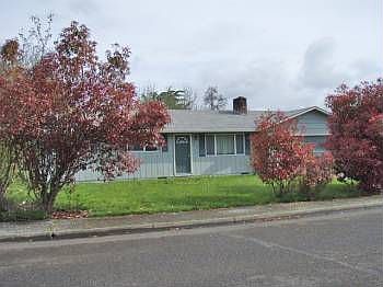 2nd image of 1439 NE 3rd St