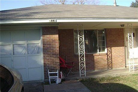 1st image of 133 E Spreading Oak Dr