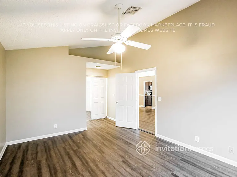6821 NW 28th Pl — Photo 11