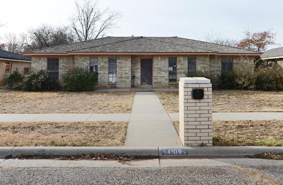 1st image of 4108 Pinehurst Dr