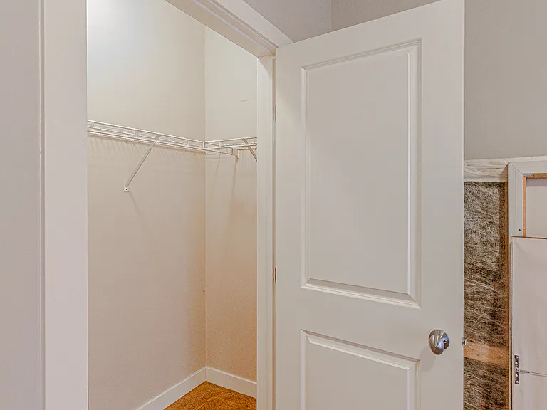 35 Inglewood Park SE #212 — Photo 13