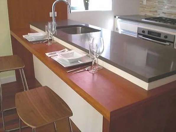 127-129 Meserole Street image 1 of 6