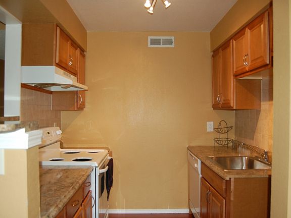 2nd image of 14507 127th Ave NE APT I66