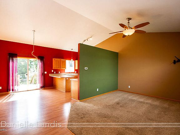 3rd image of 6582 Madison Ave SE