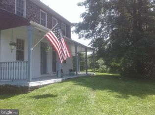 521 Cowpath Rd, Telford, PA 18969