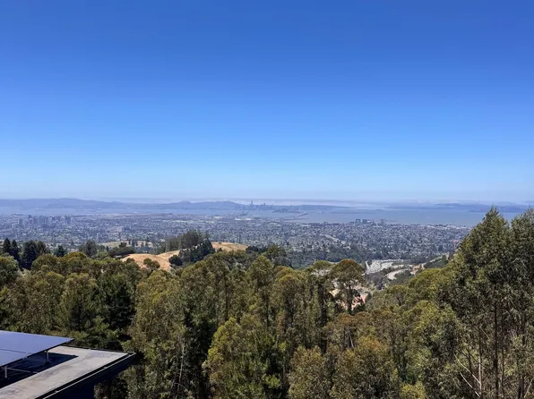 6077 Skyline Blvd, Oakland, CA 94611