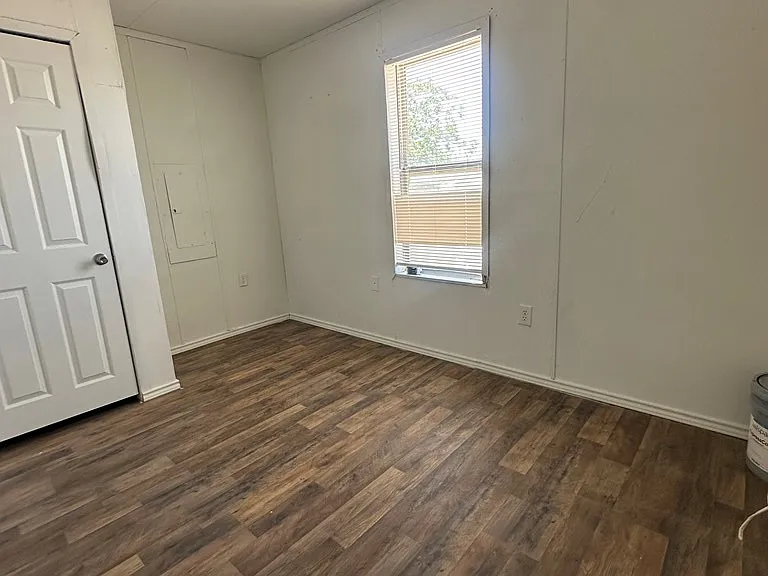 6600 N Dixie Blvd #B — Photo 5