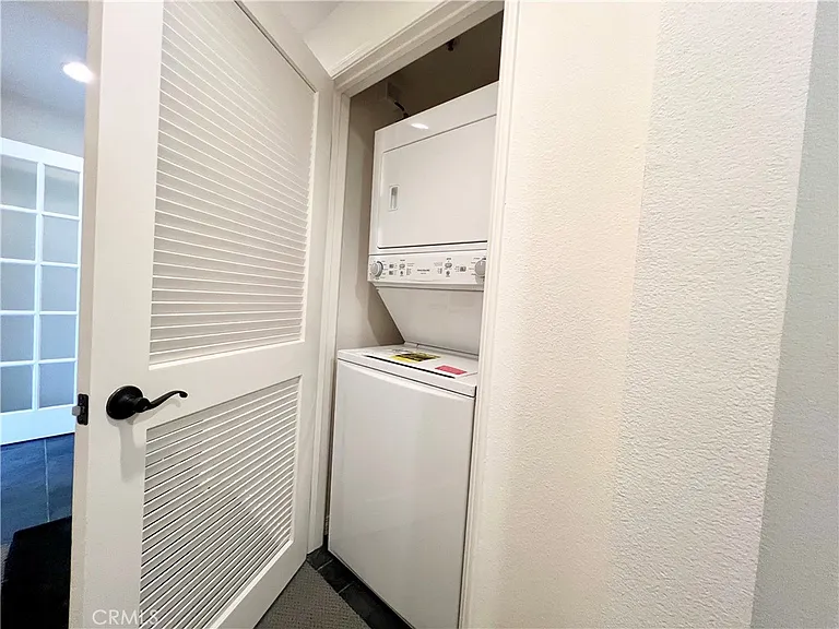 6020 Seabluff Dr #402 — Photo 10