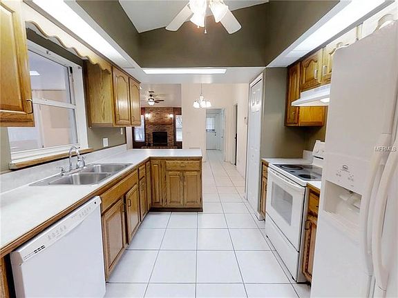 5th image of 2920 Wyman Ct