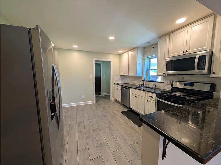 1509 Bushkill St — Photo 8