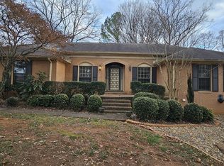 3688 Woodglen Ct SW, Lilburn, GA 30047