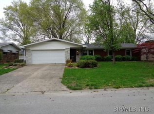62 Bedford Dr, Swansea, IL 62226