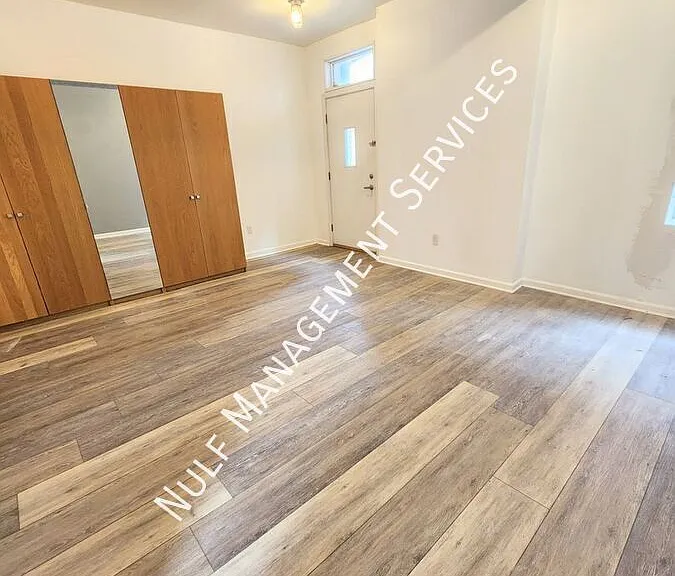 5326 Butler St #2 — Photo 7