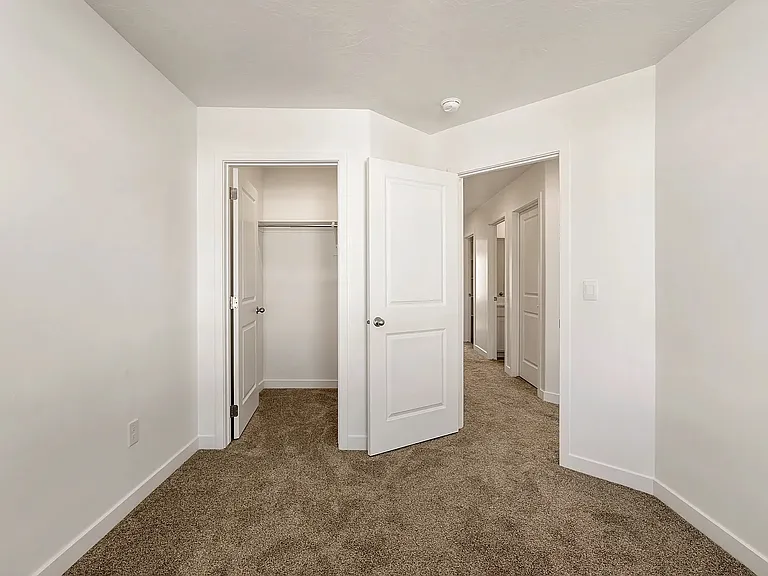 1737 S Devils Garden Ln — Photo 8