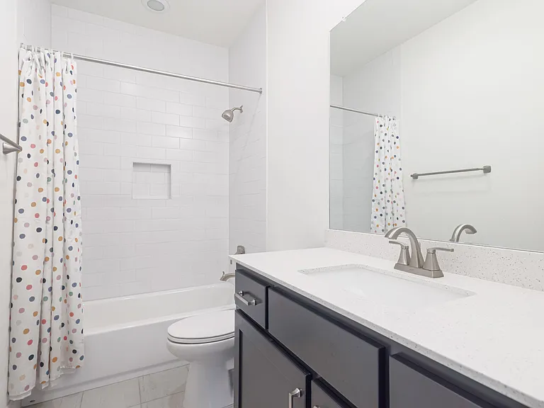 4413 Edgewater Dr — Photo 30
