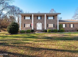 312 Yarnell Rd, Clinton, TN 37716