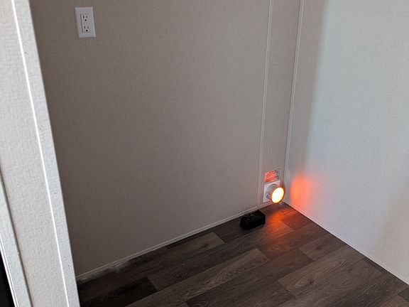 5th image of 402 E Hector Ave #7