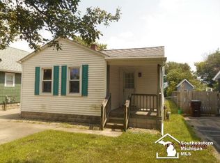 935 Hubble St, Monroe, MI 48161
