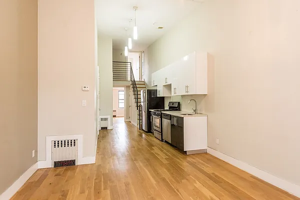 Rented by Nooklyn NYC LLC | media 15