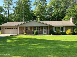 1932 Lilac Ln, Lima, OH 45806