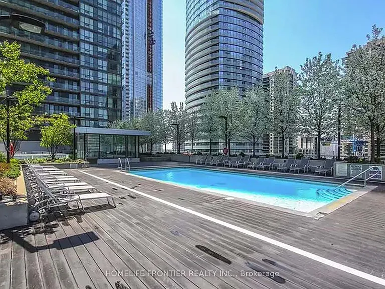 65 Bremner Blvd #2111 — Photo 31