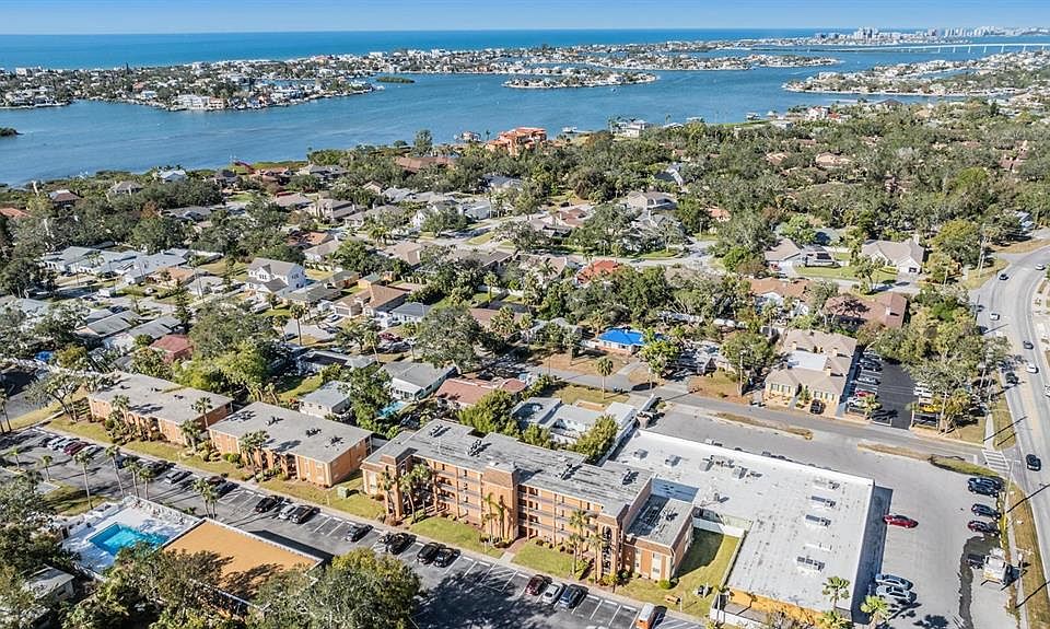 1st image of 12760 Indian Rocks Rd APT 104