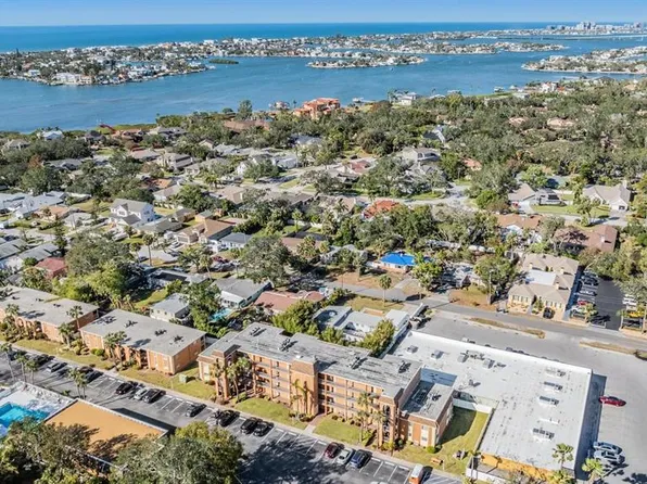 12760 Indian Rocks Rd APT 104, Largo, FL 33774